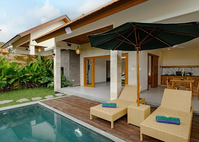 Pelana Villa